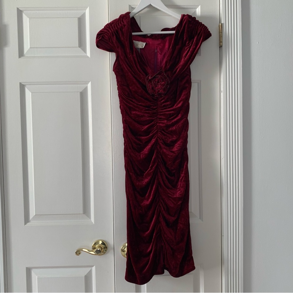 VTG Y2K Cache crushed velvet ruched dress size 10 or Medium - USA made